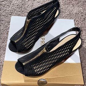 Women’s Sandals